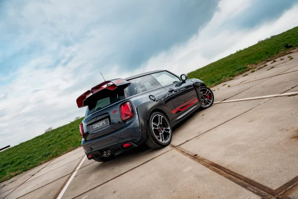 Foto 3 van fotogallerij MINI 2.0 John Cooper Works GP uit 2020