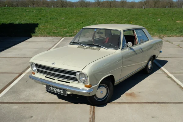 Foto 7 van fotogallerij Opel B Kadett uit 1970