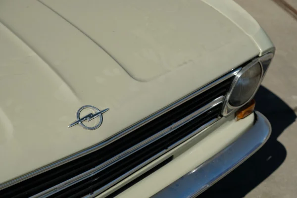 Foto 11 van fotogallerij Opel B Kadett uit 1970