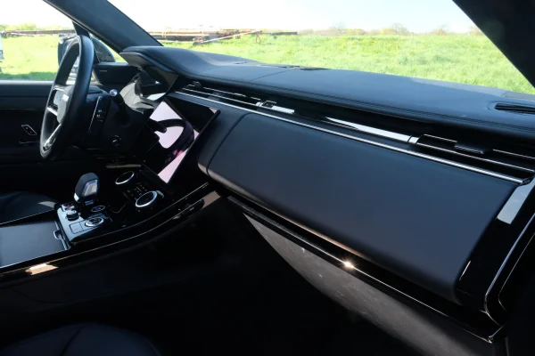 Foto 10 van fotogallerij Land Rover Range Rover Sport uit 2024