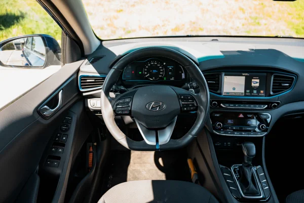 Foto 11 van fotogallerij Hyundai IONIQ uit 2019