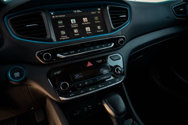 Foto 21 van fotogallerij Hyundai IONIQ uit 2019