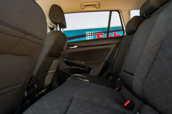 Foto 17 van fotogallerij Volkswagen Golf Variant uit 2022