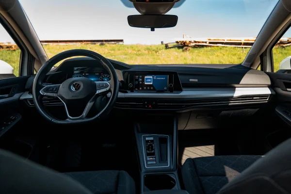 Foto 10 van fotogallerij Volkswagen Golf Variant uit 2022