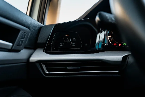 Foto 26 van fotogallerij Volkswagen Golf Variant uit 2022