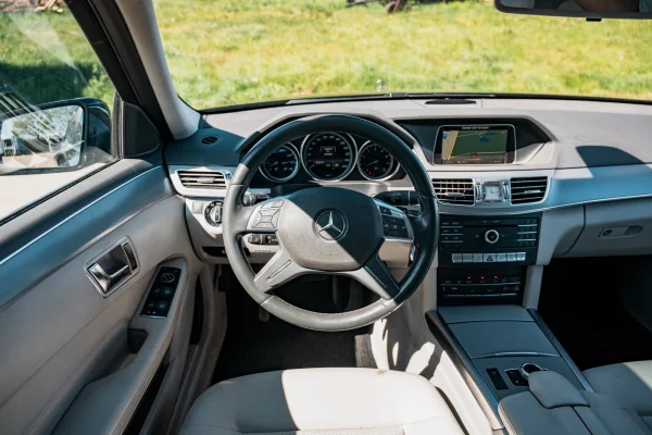 Foto 9 van fotogallerij Mercedes-Benz E-Klasse uit 2016