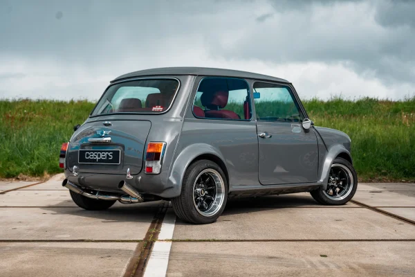 Foto 1 van fotogallerij Mini Austin 1100 special uit 1978