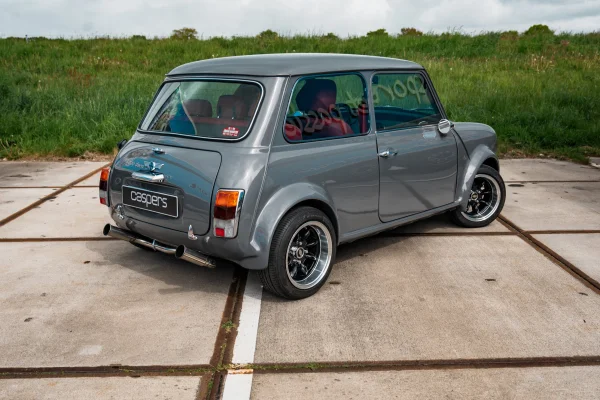 Foto 16 van fotogallerij Mini Austin 1100 special uit 1978