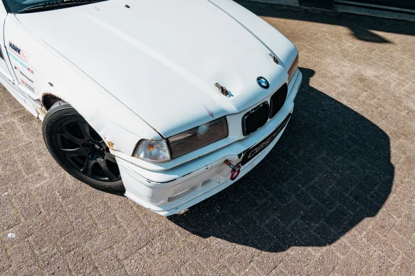 Foto 2 van fotogallerij BMW E36 325i Raceauto uit 1997