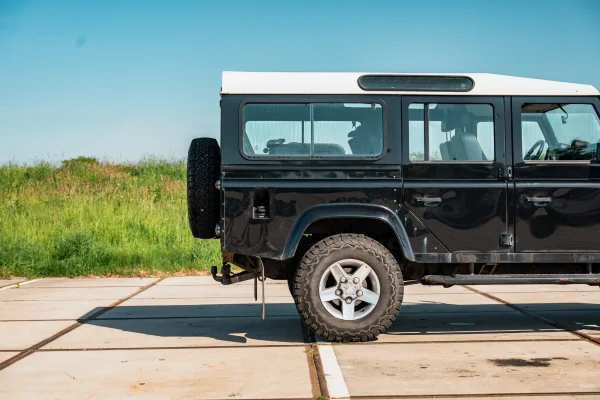Foto 6 van fotogallerij Land Rover Defender uit 2008
