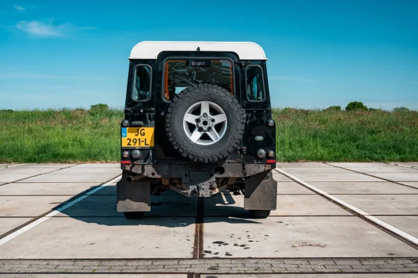 Foto 7 van fotogallerij Land Rover Defender uit 2008