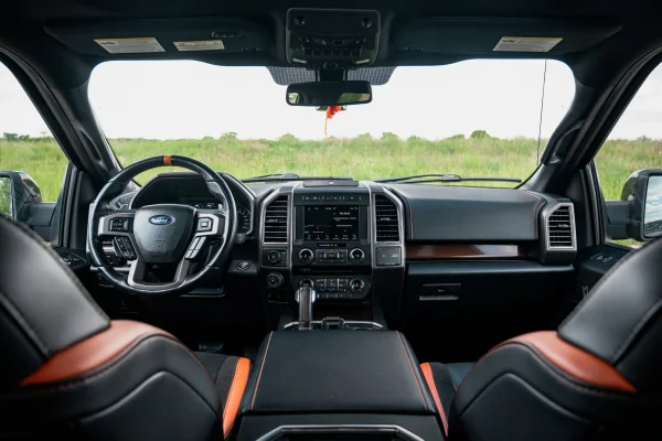 Foto 9 van fotogallerij Ford F150 Raptor uit 2018
