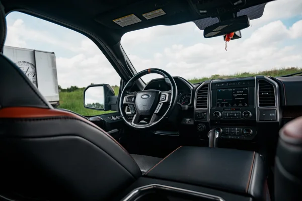 Foto 10 van fotogallerij Ford F150 Raptor uit 2018