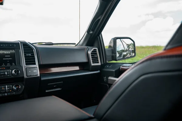 Foto 20 van fotogallerij Ford F150 Raptor uit 2018