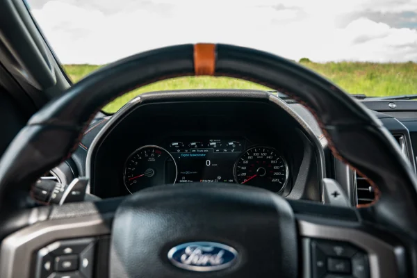 Foto 16 van fotogallerij Ford F150 Raptor uit 2018