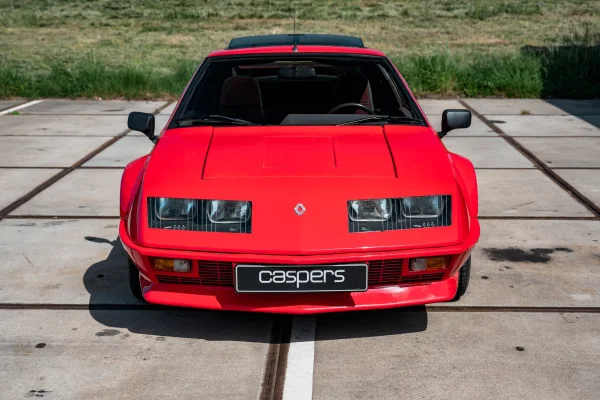 Foto 2 van fotogallerij Renault Alpine A310 V6 uit 1982