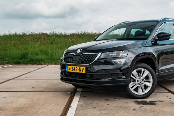 Foto 2 van fotogallerij Skoda Karoq 1.5TSI DSG7 uit 2022