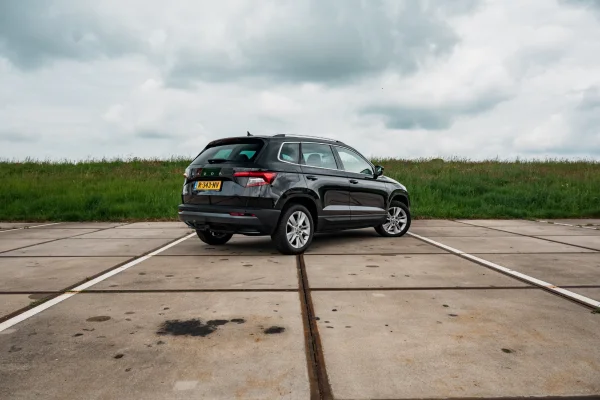 Foto 32 van fotogallerij Skoda Karoq 1.5TSI DSG7 uit 2022