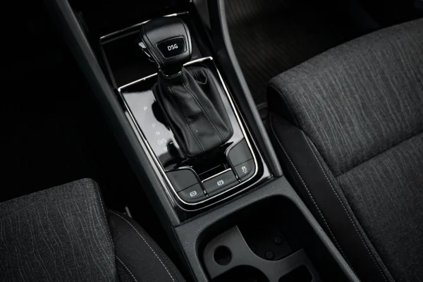 Foto 30 van fotogallerij Skoda Karoq 1.5TSI DSG7 uit 2022