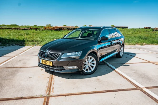 Foto 3 van fotogallerij Skoda Superb Combi uit 2018