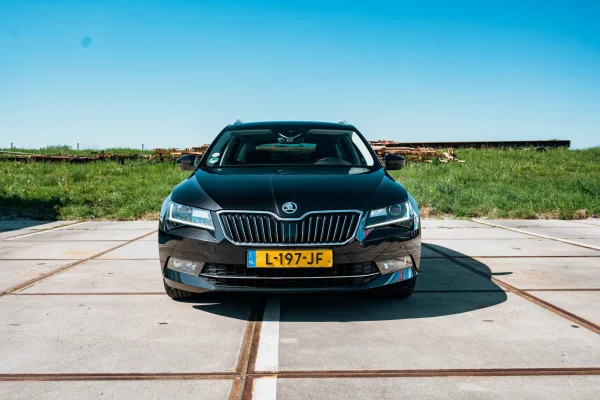 Foto 6 van fotogallerij Skoda Superb Combi uit 2018