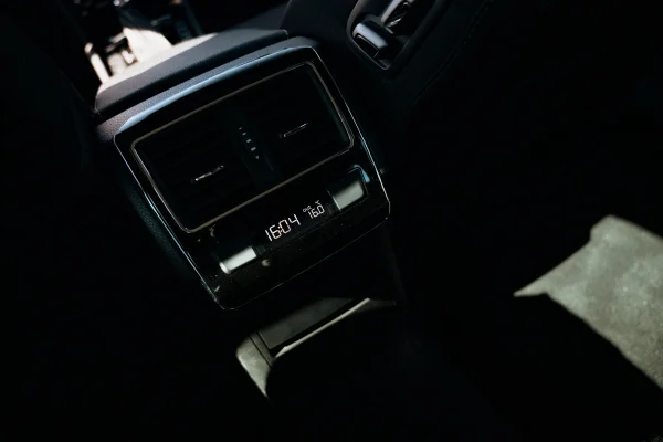 Foto 29 van fotogallerij Skoda Superb Combi uit 2018