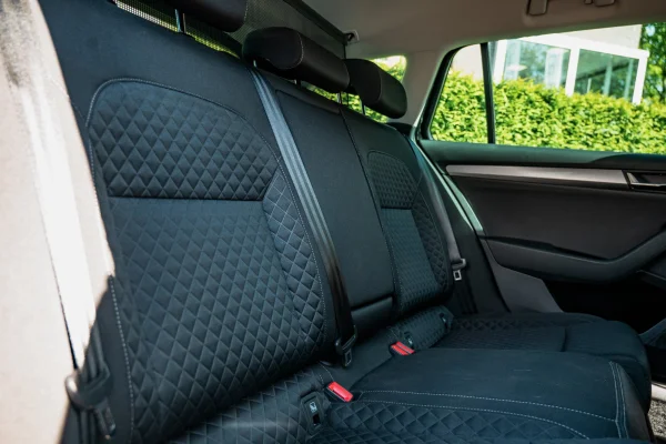 Foto 39 van fotogallerij Skoda Superb Combi uit 2018