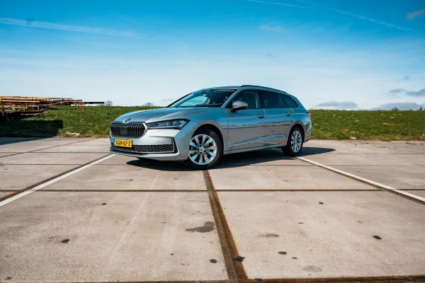 Foto 1 van fotogallerij Skoda Superb Combi uit 2024
