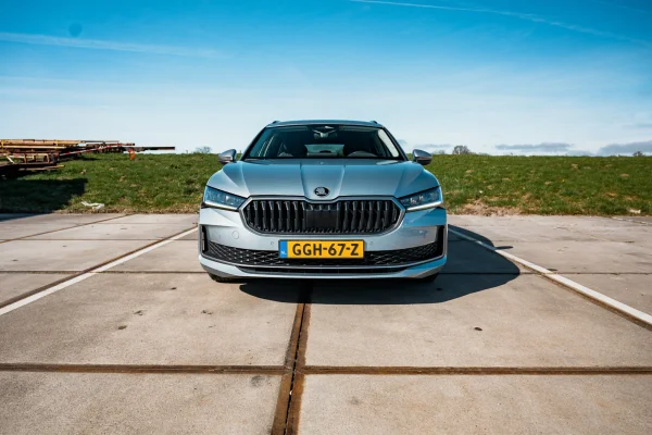 Foto 6 van fotogallerij Skoda Superb Combi uit 2024