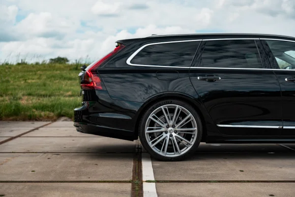 Foto 7 van fotogallerij Volvo V90 2.0 T6 uit 2022