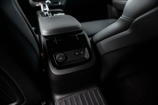 Foto 20 van fotogallerij Volvo V90 2.0 T6 uit 2022
