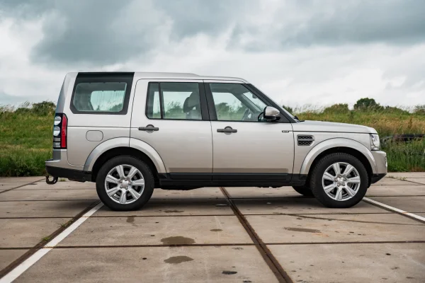 Foto 6 van fotogallerij Land Rover Discovery 4 uit 2014