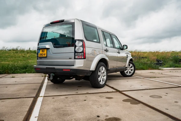 Foto 4 van fotogallerij Land Rover Discovery 4 uit 2014