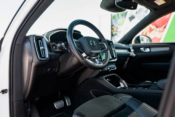 Foto 24 van fotogallerij Volvo XC40 uit 2019