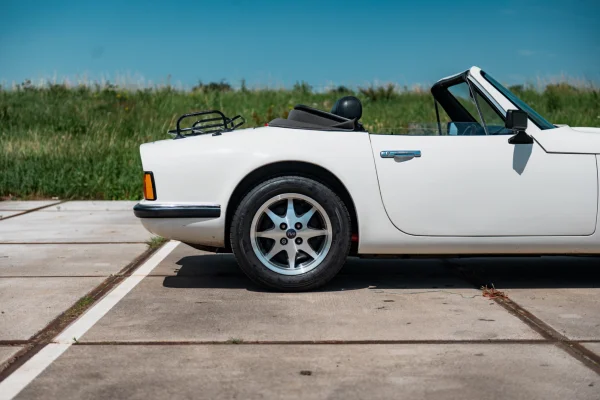 Foto 6 van fotogallerij TVR 290 S3C uit 1990