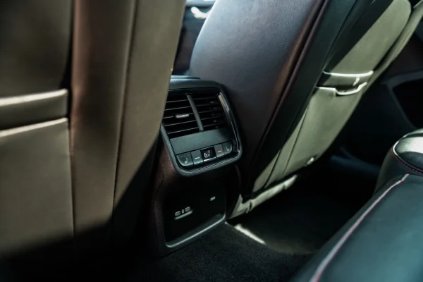 Foto 17 van fotogallerij Skoda Octavia Combi RS uit 2021