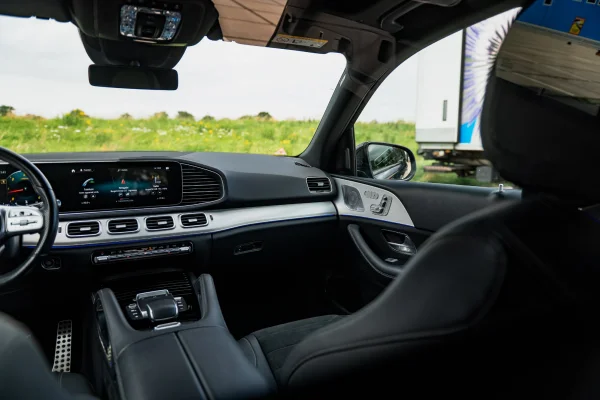 Foto 18 van fotogallerij Mercedes-Benz GLE 400D uit 2020