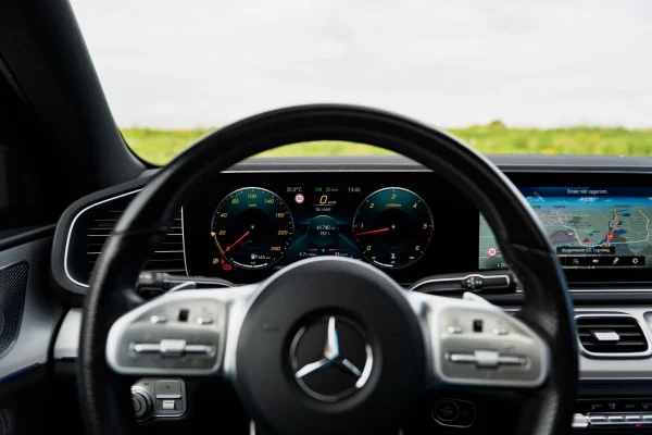 Foto 31 van fotogallerij Mercedes-Benz GLE 400D uit 2020