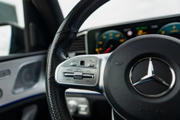 Foto 36 van fotogallerij Mercedes-Benz GLE 400D uit 2020