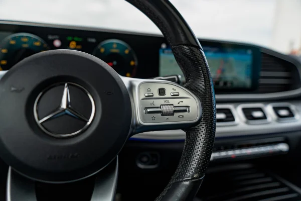 Foto 37 van fotogallerij Mercedes-Benz GLE 400D uit 2020