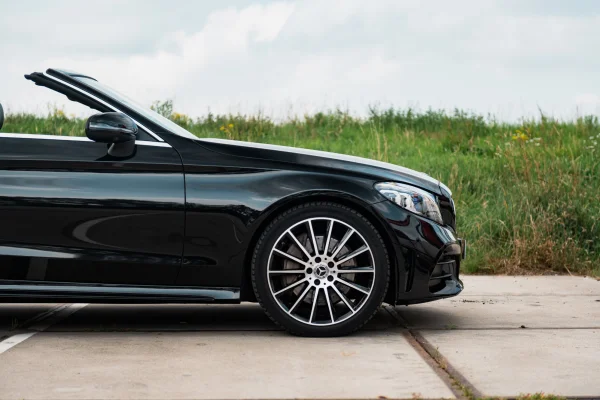 Foto 9 van fotogallerij Mercedes-Benz C300 Cabriolet uit 2020