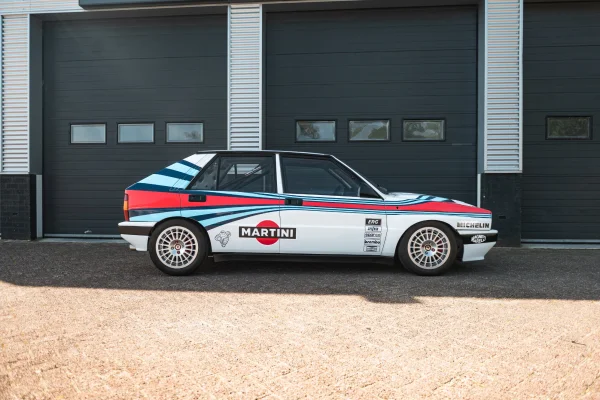 Foto 3 van fotogallerij Lancia Delta HF Integrale uit 1989