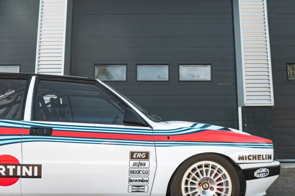 Foto 15 van fotogallerij Lancia Delta HF Integrale uit 1989