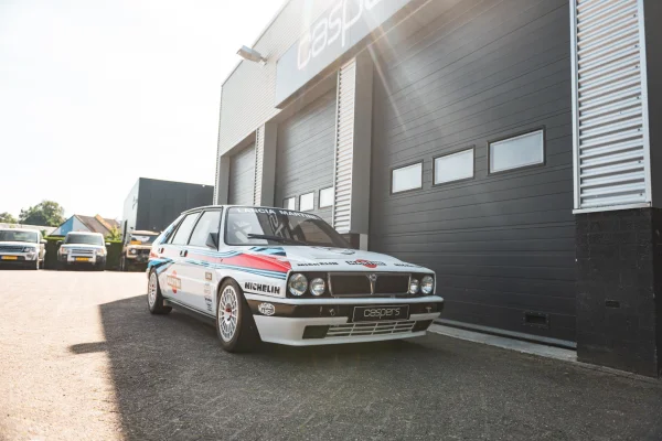 Foto 5 van fotogallerij Lancia Delta HF Integrale uit 1989