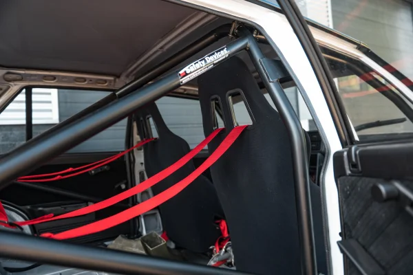 Foto 26 van fotogallerij Lancia Delta HF Integrale uit 1989