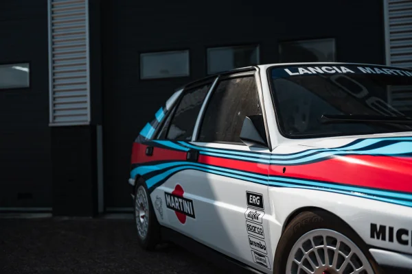 Foto 8 van fotogallerij Lancia Delta HF Integrale uit 1989