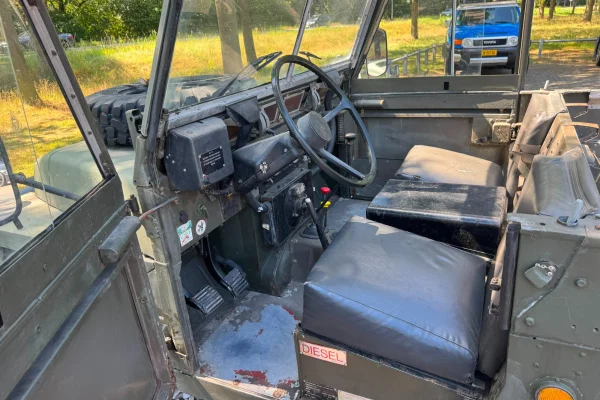 Foto 11 van fotogallerij Land Rover 88 Lightweight uit 1979