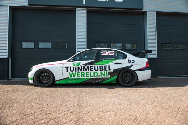 Foto 4 van fotogallerij BMW E90 330i uit 2005