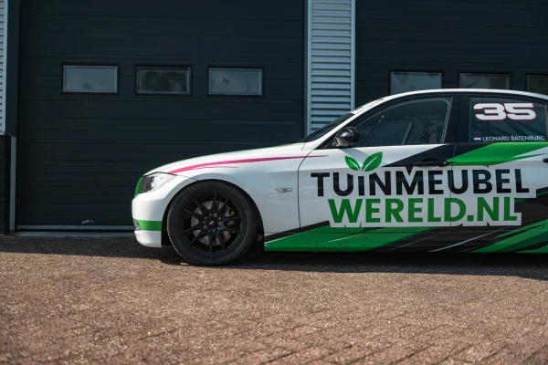 Foto 5 van fotogallerij BMW E90 330i uit 2005