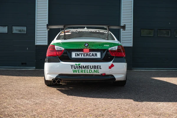 Foto 8 van fotogallerij BMW E90 330i uit 2005